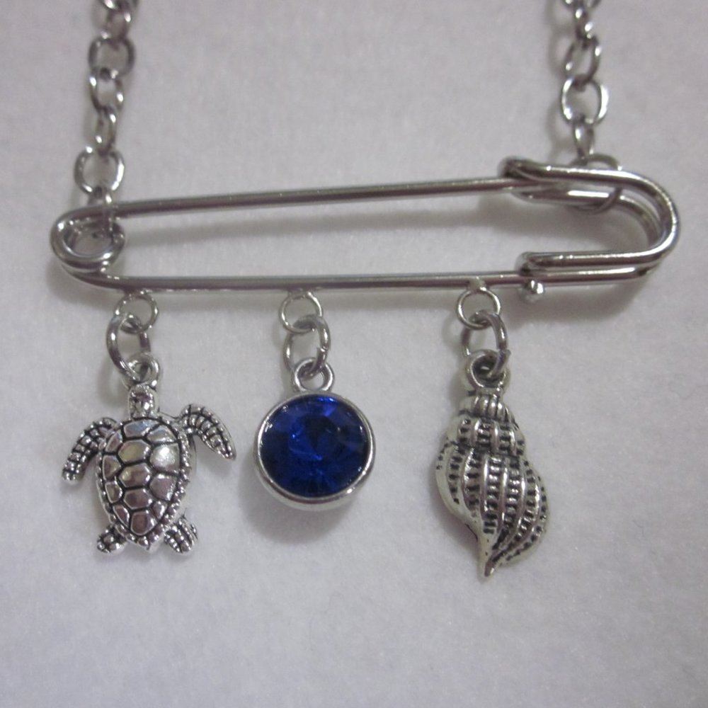 Turtle Necklace. - Picture 2 of 3